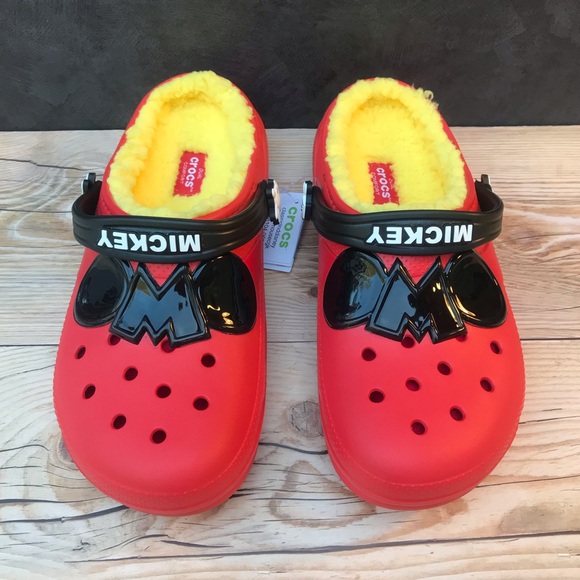 Crocs Classic Lined Disney Mickey Mouse Clog - Picture 6 of 16